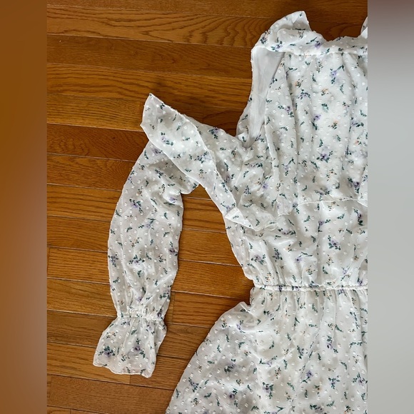 The Fashion Poet‎ Clip Dot Cold Shoulder Ruffle Long Sleeve Dress white size 8 - Picture 7 of 13